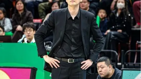 中国亚冬会首日战绩辉煌，揽获15金，雪上项目大放异彩