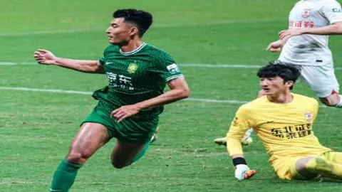 AG5-3狼队勇夺桂冠，钟意蝉联最佳球员，小俞荣膺金靴奖